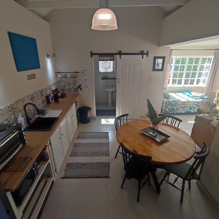 Paradise In The City - Cottage One Port Elizabeth Ngoại thất bức ảnh